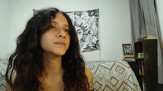 AlinaWoolf  online show from February 9, 7:16 am