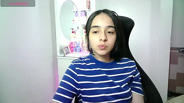 Snapshot of aineangeel chatting on June 14, 2:24 am aineangeel online show from June 14, 2:24 am