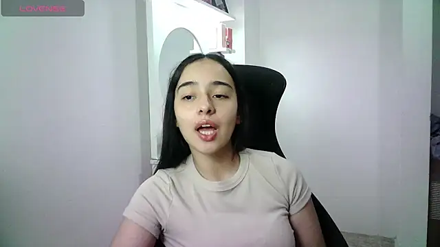 Snapshot of aineangeel chatting on June 15, 12:13 am aineangeel online show from June 15, 12:13 am