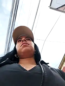 Emily Wane online show from April 18, 3:05 pm