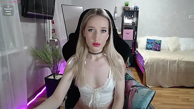 Little Soph online show from January 25, 12:17 am