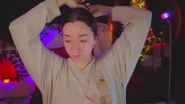 YasmineWest online show from January 9, 8:50 am