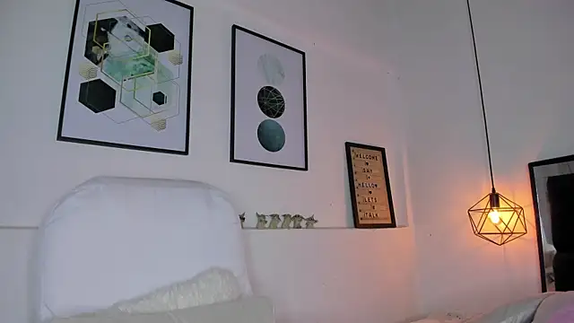 amysc online show from April 17, 12:08 pm