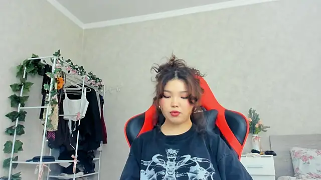 wastforu online show from February 10, 10:53 am