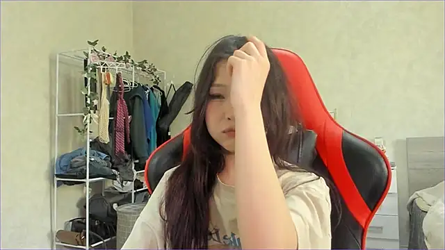 wastforu online show from April 7, 9:43 am