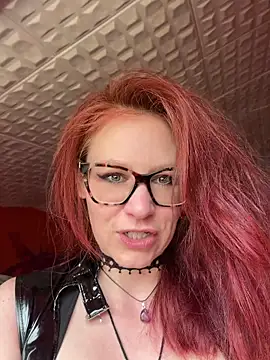 die-EinHORNY-WG online show from June 4, 10:10 am