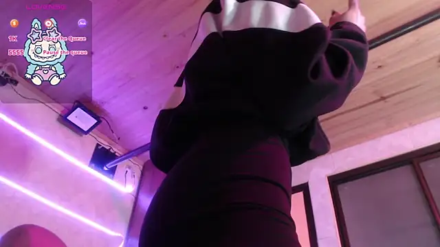 Sally23  online show from February 3, 2:00 pm