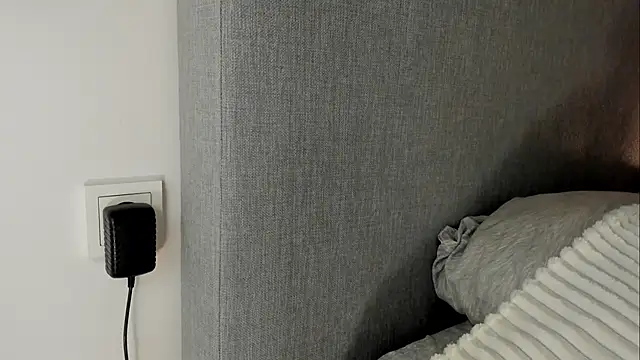 Rachel Rey online show from December 19, 9:05 am