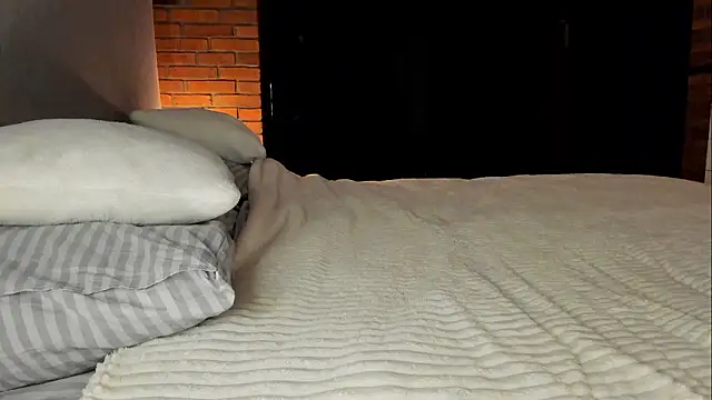 Rachel Rey online show from February 3, 6:57 pm