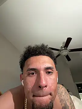 Cubanmisil online show from May 21, 3:46 am