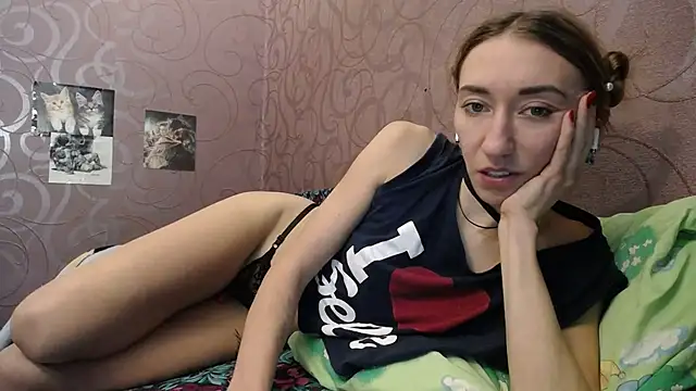 Fire  Foxx online show from December 15, 12:17 pm