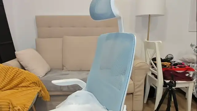 emmita69  online show from March 16, 3:56 am