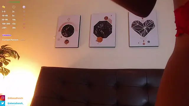 AleezaFrench online show from March 15, 9:27 pm