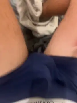 h0rnyguy001 online show from February 15, 11:08 am