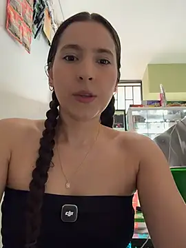 LittleDoll    online show from August 1, 12:26 pm