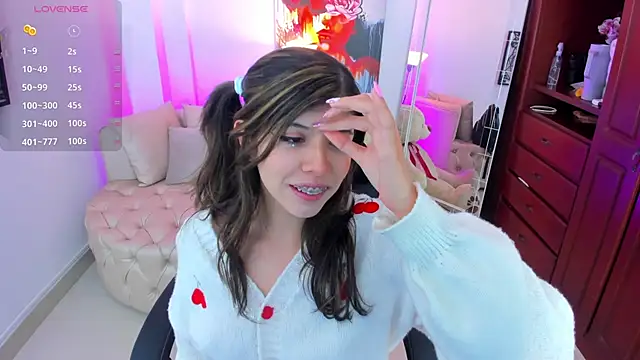 NATAASHA    online show from March 3, 3:19 am