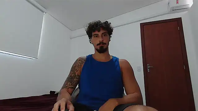 Snapshot of milkoffe chatting on February 6, 12:19 pm milkoffe online show from February 6, 12:19 pm