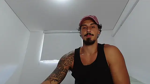 Snapshot of milkoffe chatting on February 21, 5:36 pm milkoffe online show from February 21, 5:36 pm