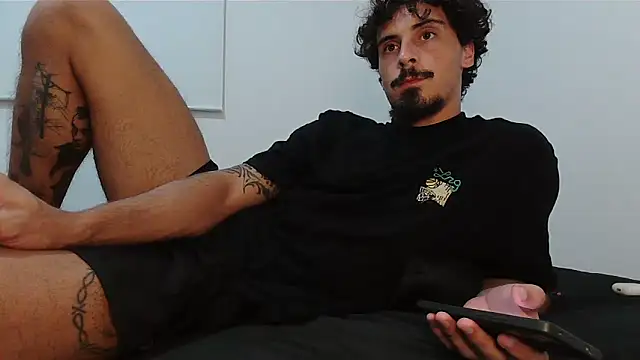 milkoffe online show from March 9, 1:09 am