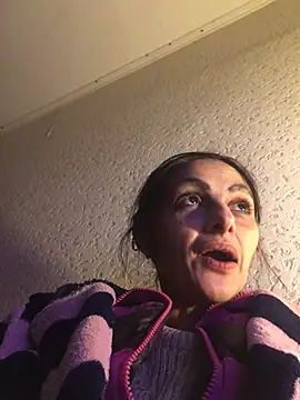 Snapshot of ChantalXOrchid chatting on February 3, 9:42 pm ChantalXOrchid online show from February 3, 9:42 pm