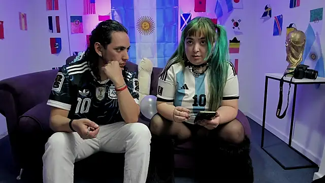 Snapshot of Lion_official_xxx chatting on July 3, 8:15 pm Lion official xxx online show from July 3, 8:15 pm
