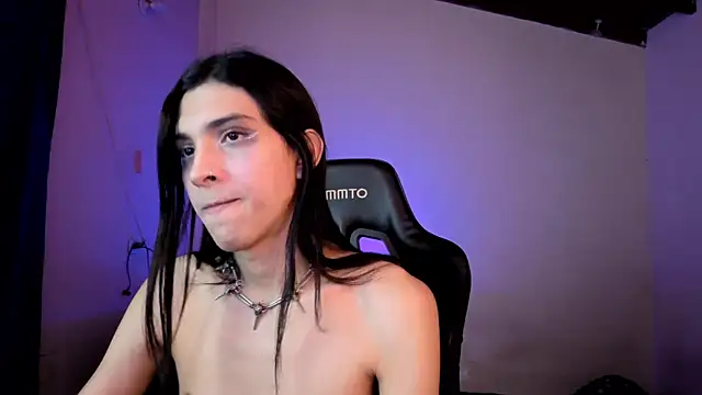 angelitofemboy online show from June 15, 2:25 am