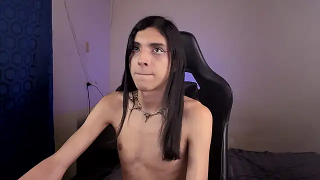 angelitofemboy online show from July 30, 6:12 am
