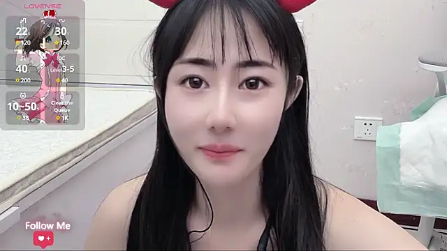 qiqi-- online show from December 25, 2:56 pm