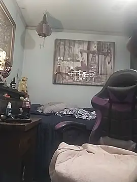 bigdoog8 online show from June 19, 7:28 pm