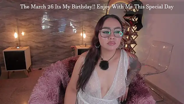 samara smithh online show from March 24, 3:44 am