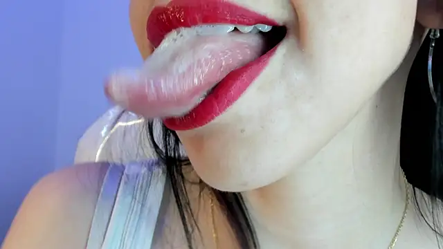 Snapshot of Katty_mouth chatting on May 27, 8:17 pm Katty mouth online show from May 27, 8:17 pm
