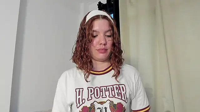 Snapshot of Emperatriiz chatting on February 13, 8:05 pm Emperatriiz online show from February 13, 8:05 pm