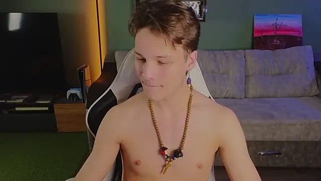 TeddyLiLboy online show from December 4, 2:26 pm