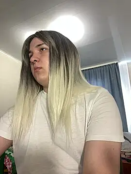 EvaMiron online show from March 25, 9:15 am