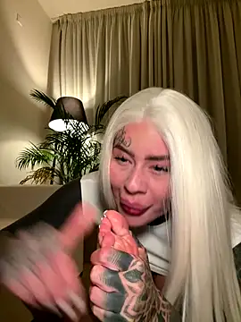 bambixboo online show from October 9, 8:29 pm