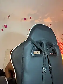 Elektra Queen online show from March 23, 1:15 pm