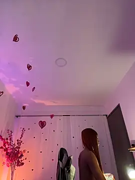 Elektra Queen online show from April 10, 1:05 pm