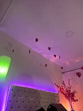 Elektra Queen online show from April 13, 1:16 pm