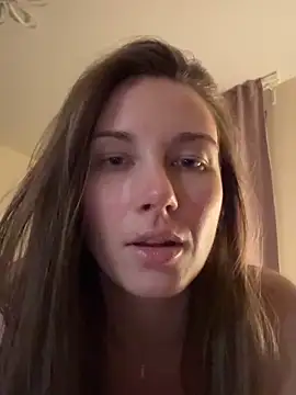 JasminJames online show from April 4, 8:17 pm