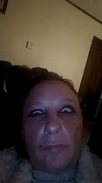 Everlyrose27 online show from December 22, 7:11 am