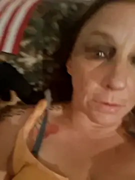 Everlyrose27 online show from December 19, 7:15 am