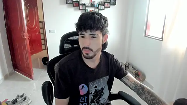 DmitriSanders online show from March 20, 10:03 pm