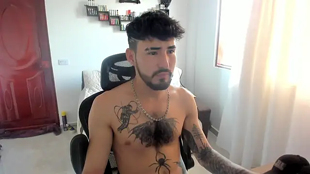 DmitriSanders online show from April 26, 4:37 pm