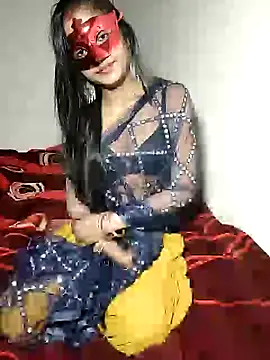 RADHA95 online show from January 19, 3:32 pm