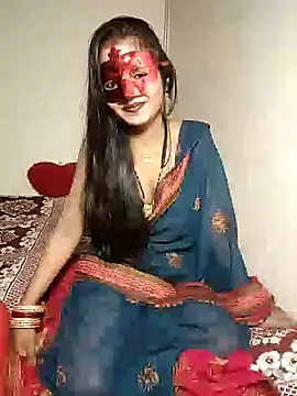 RADHA95 online show from January 22, 2:35 pm
