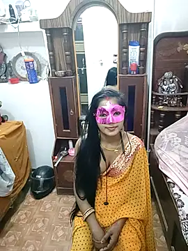 RADHA95 online show from March 19, 3:51 pm