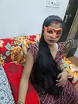 RADHA95 online show from August 7, 4:53 pm