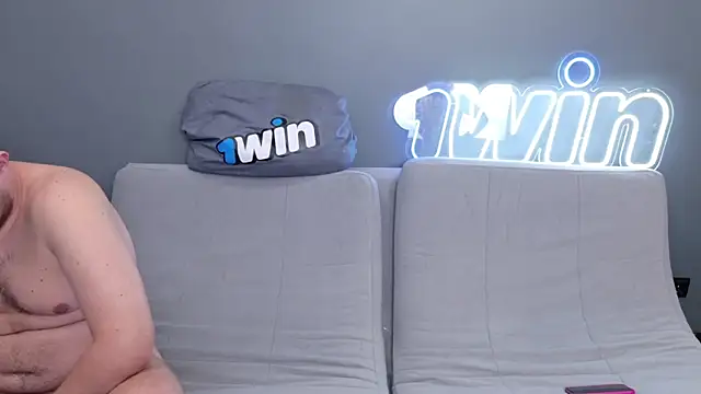 Ksenny online show from January 8, 5:26 pm