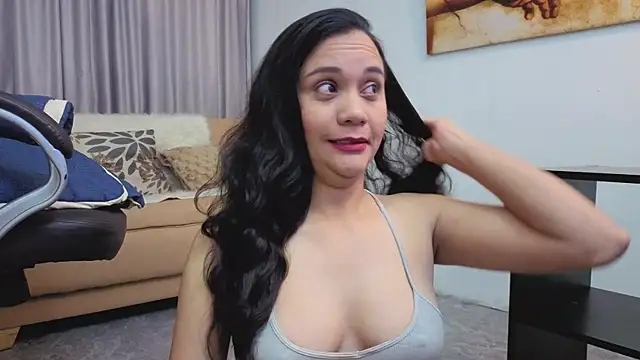 mariiana murillo01 online show from June 6, 4:06 am