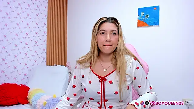 Soyqueen online show from February 1, 10:25 am